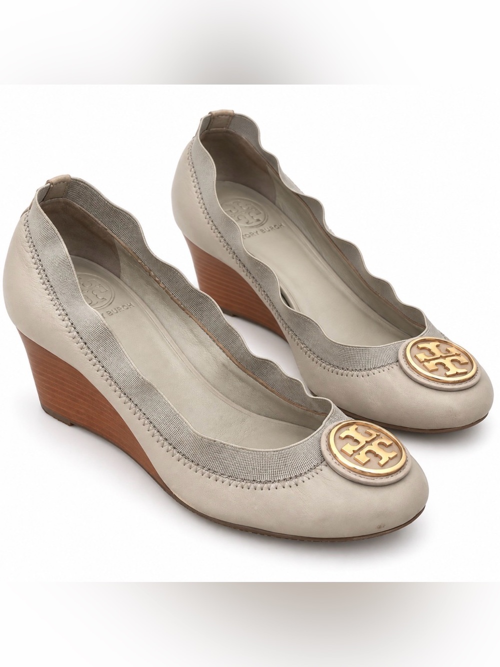 Tory Burch Gray Leather Scalloped Logo Wedge Pumps 8.5